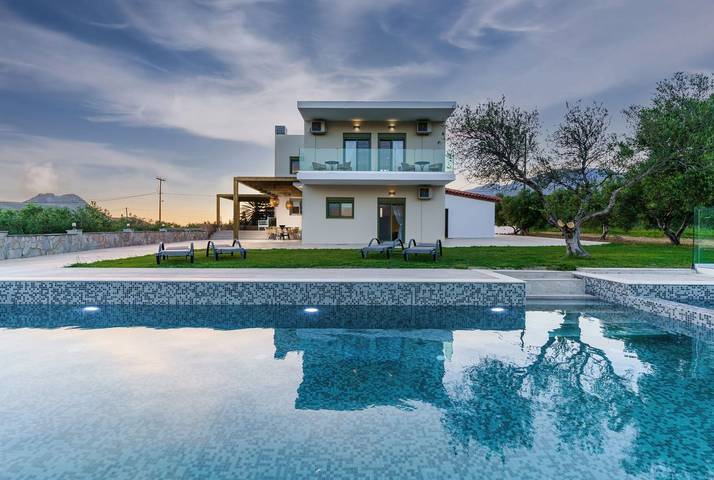 Villa per 12 persone, con Vista oceano e Balcone nonché Terrazza e Giardino a Creta