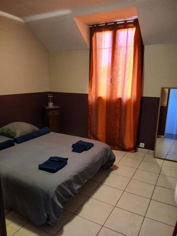 Gîte pour 2 personnes, avec jardin et vue à Martigné-Briand - 4