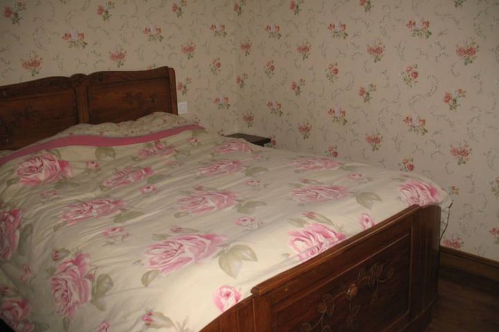 Gîte pour 6 personnes, avec terrasse et piscine dans Saint-Geniez-d'Olt-et-d'Aubrac - 2