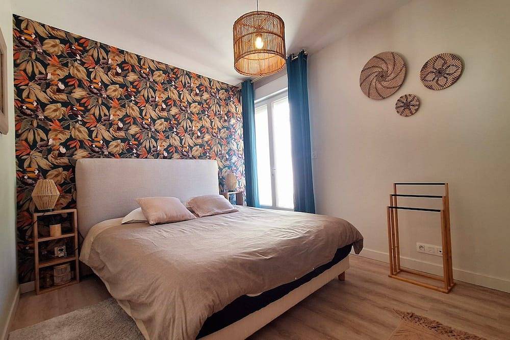 Apartamento entero, Remi's apartment – garden and jacuzzi in Aigues-Vives, Region de Nimes