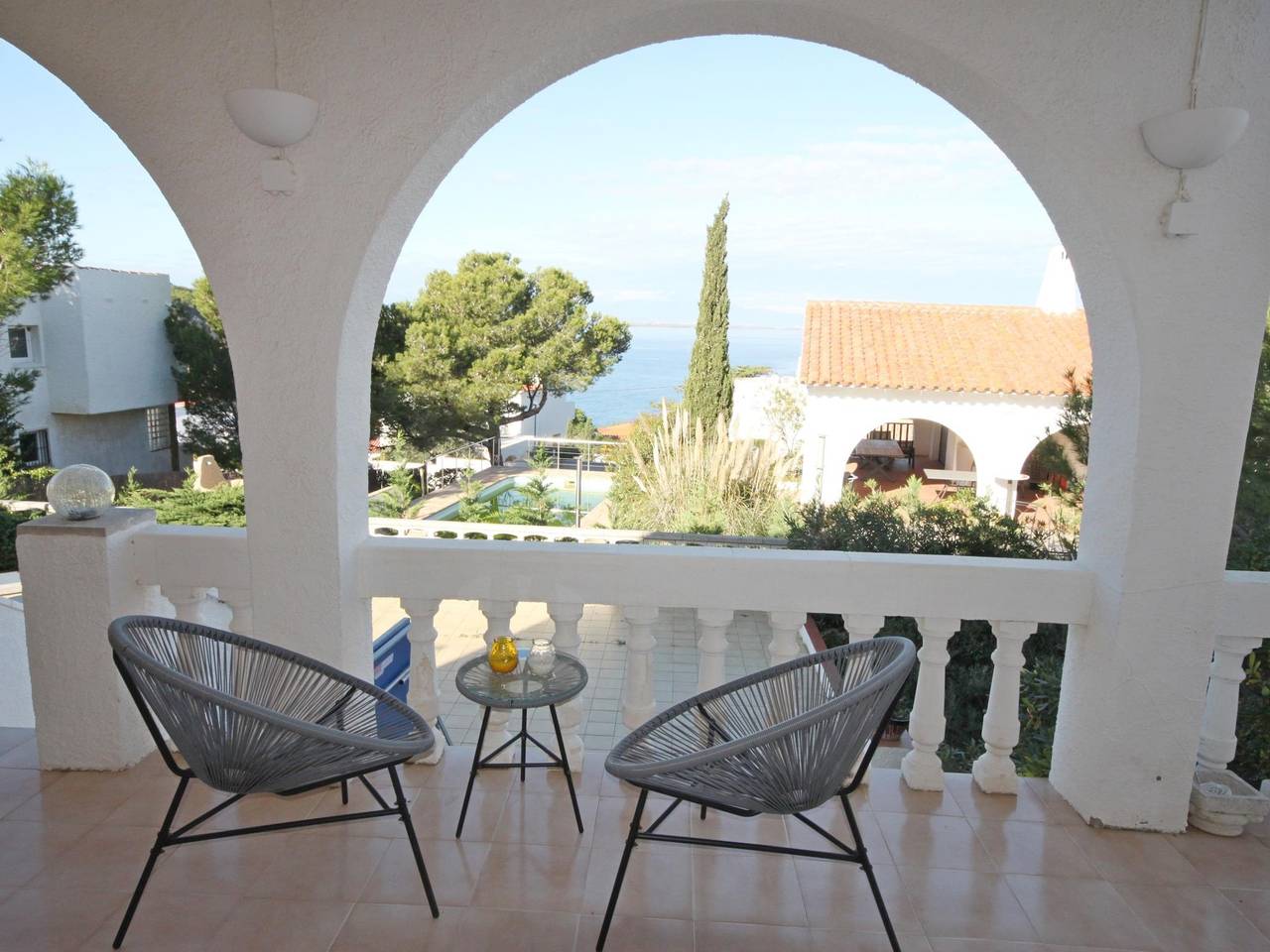 Haus mit Meerblick an der Costa Brava in Punta Montgo, l'Escala
