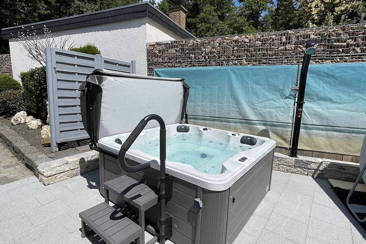 Mit  Sauna, Whirlpool und Kamin in Rheinböllen, Nahetal