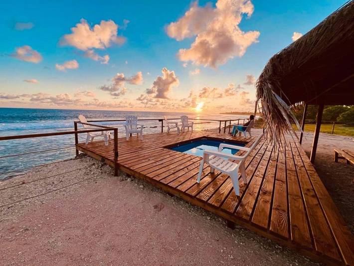 Chambre d’hôte pour 2 personnes, avec terrasse ainsi que jardin et piscine, animaux acceptés