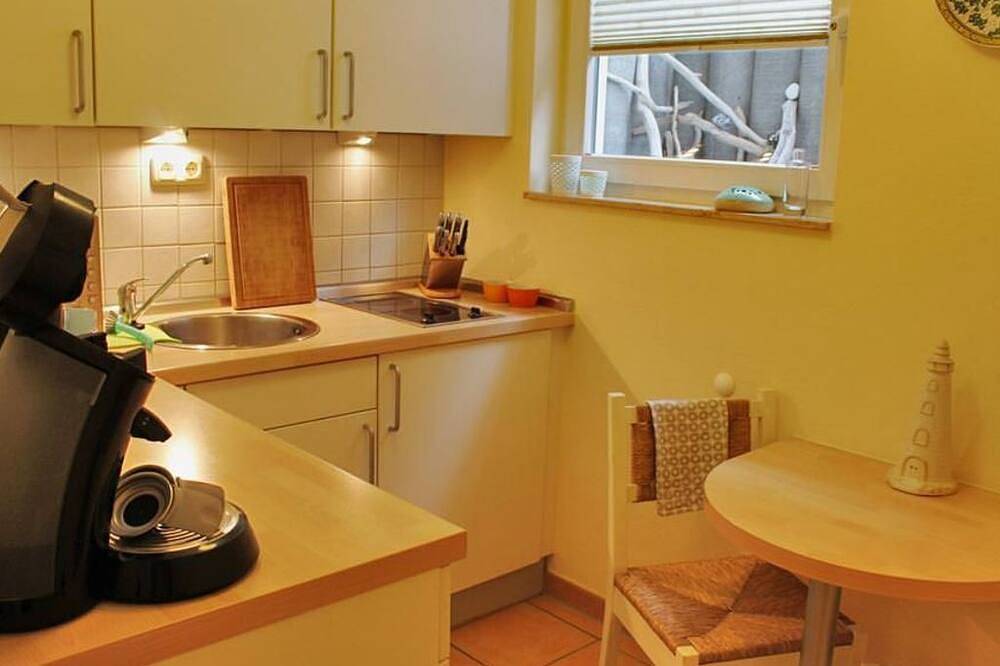 Entire apartment, Vacation apartment Kleiner Seeigel - directly at the national park - Kleiner Seeigel in Sassnitz, Jasmund National Park