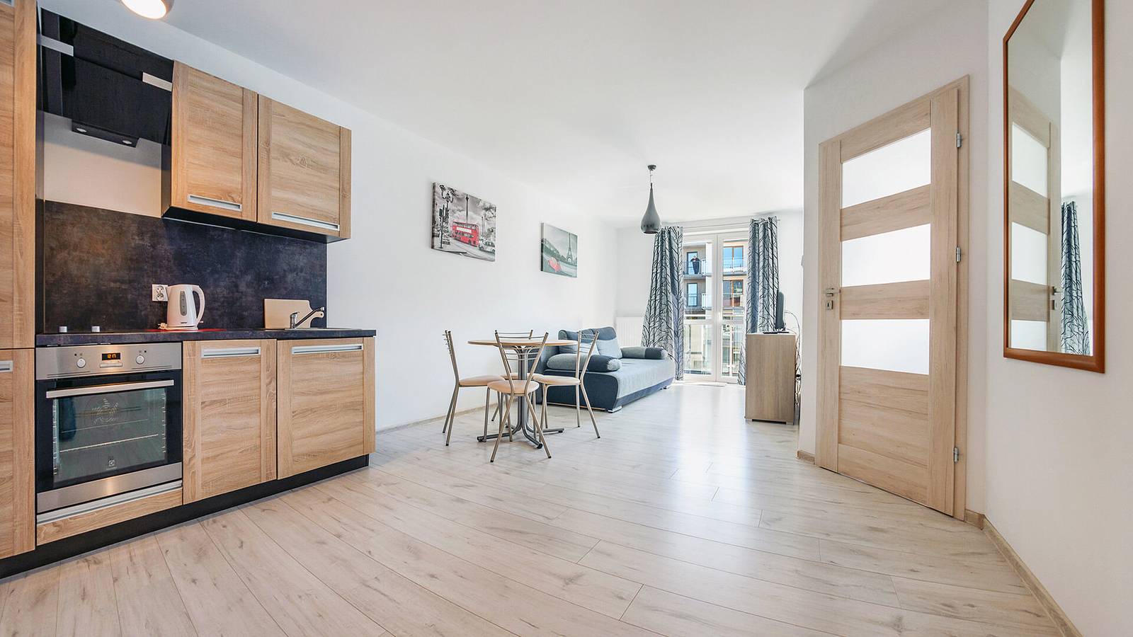 Apartamento vacacional entero, Sun&Snow Os. Bursztynowe - Apartment 33 in Kołobrzeg, Mar Baltico Polonia