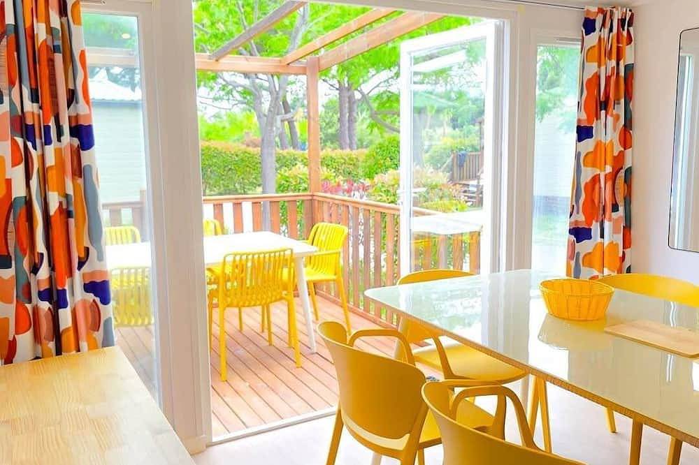 Mobil home 3 chambres pour 6 personnes in Sainte-Marie Plage, Sainte-Marie-la-Mer