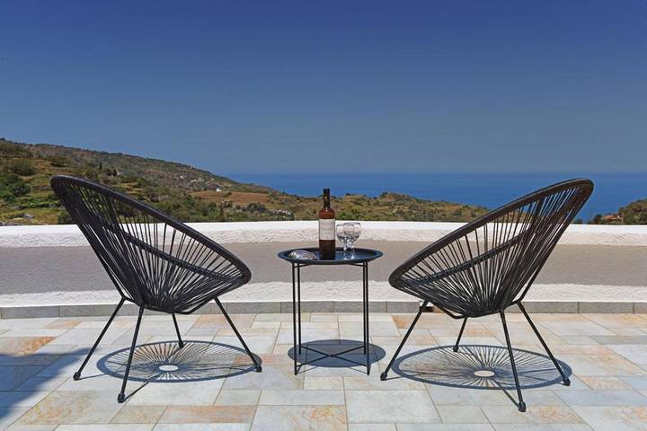 Ferienhaus für 8 Personen, mit Ausblick und Garten sowie Terrasse - 1