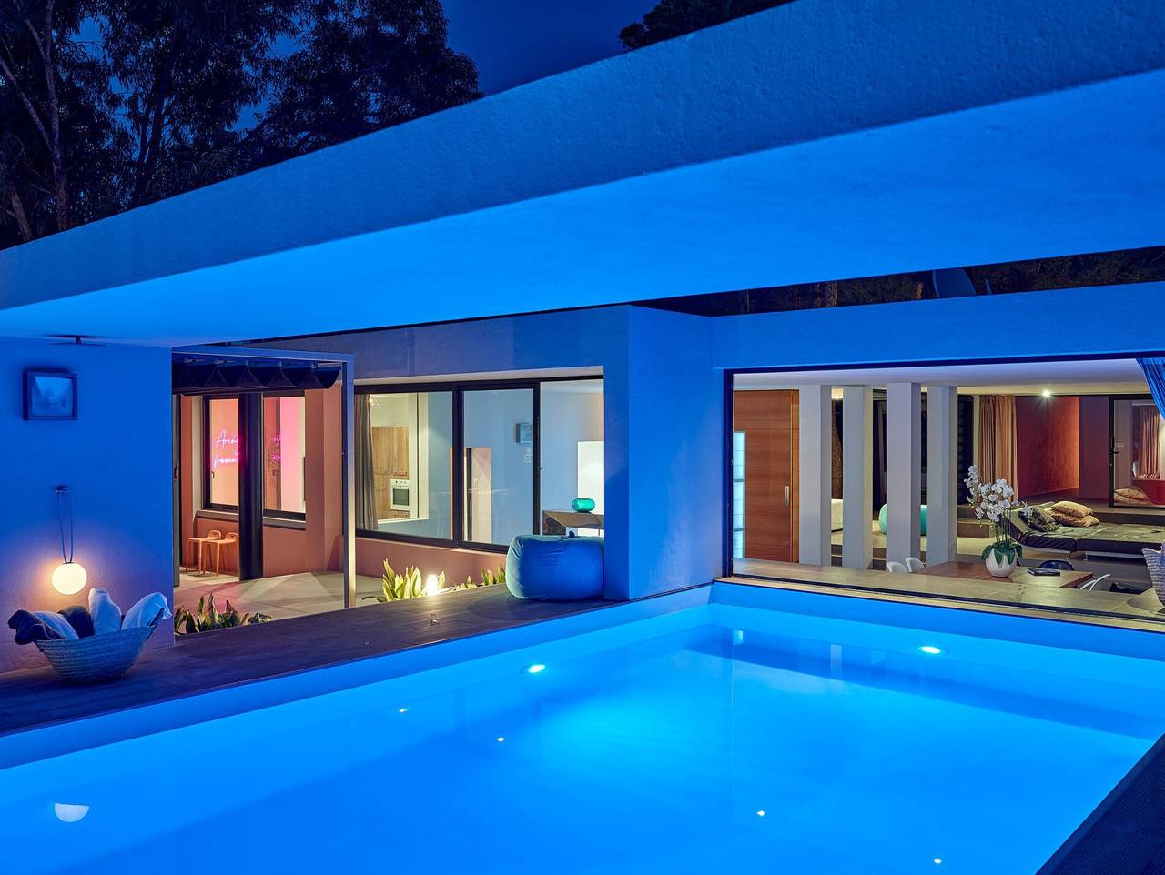 Villa Ibiza con vistas al mar y al atardecer, Wi-Fi y aire acondicionado in Cala d´Hort, Sant Josep de sa Talaia