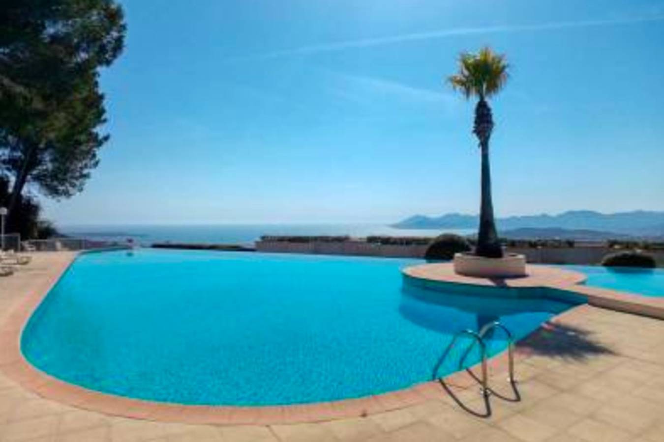 Ganzes Studio, Studio für 2 Personen mit Terrasse in Mougins, Mittelmeerküste (Frankreich)