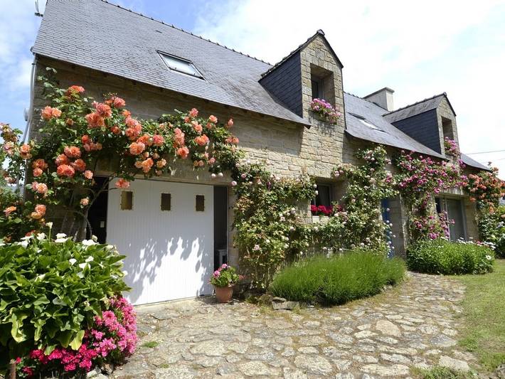 Location de vacances pour 10 personnes, avec jardin dans Plage Kerfontaine - 2