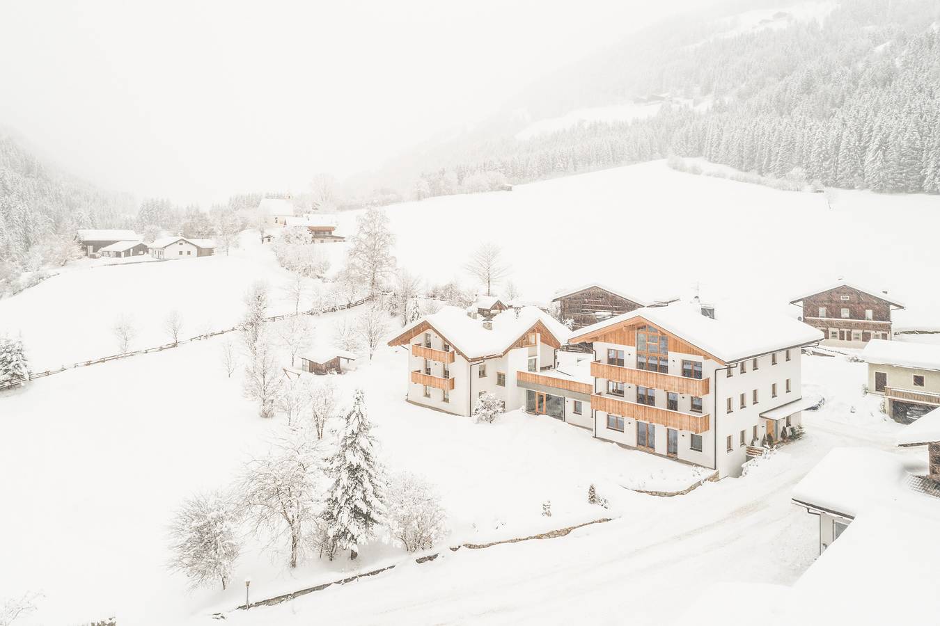 Ganze Wohnung, Ferienwohnung 'Zirm' mit Bergblick, privater Terrasse und Wlan in Mühlwald, Zillertaler Alpen