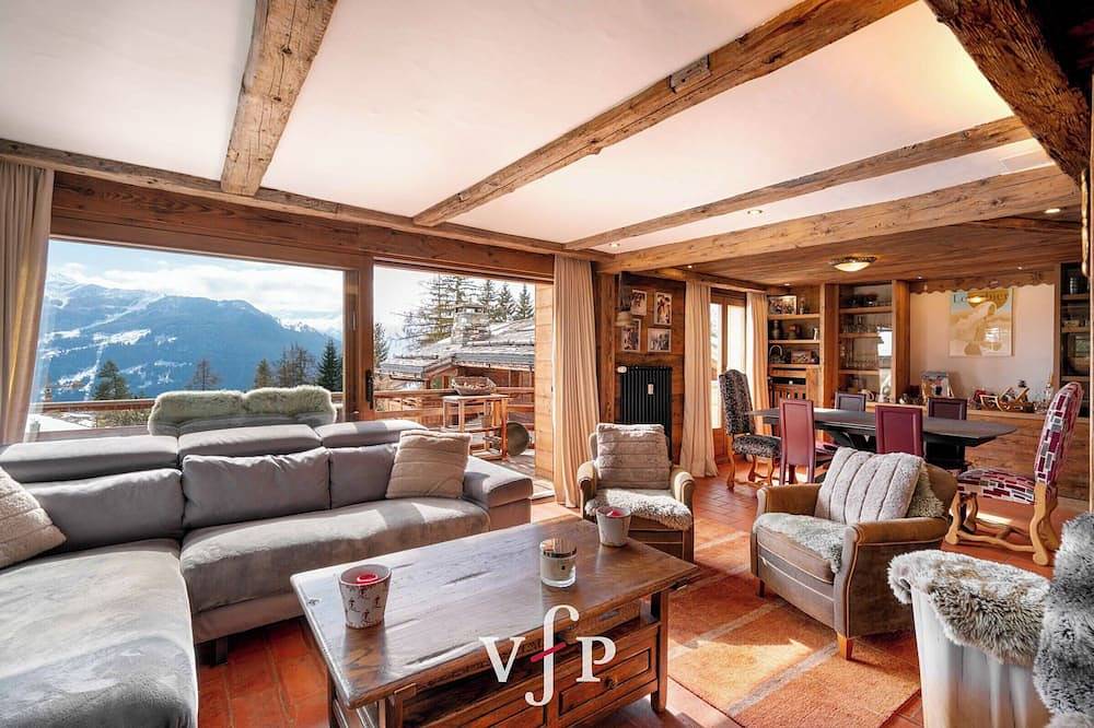 Demi-chalet lumineux rénové in Bagnes, Alpes valaisannes