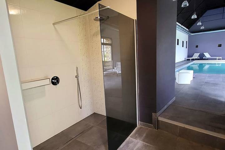 Gîte pour 14 personnes, avec jacuzzi et jardin à Servon - 2