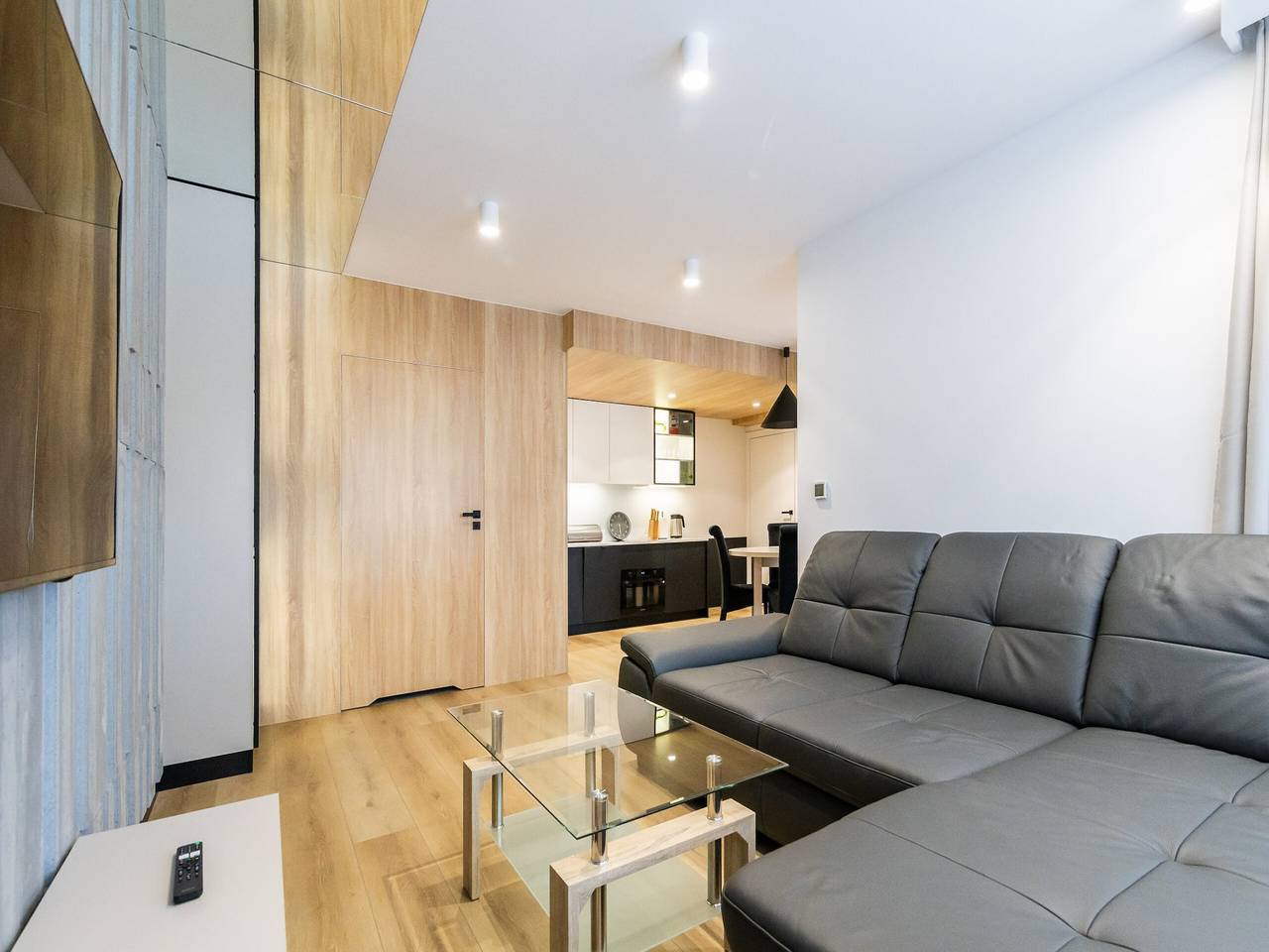 Ganze Wohnung, Luxuriöses 3-Raum-Apartment am Strand in Rowy, Garder See (Polen)