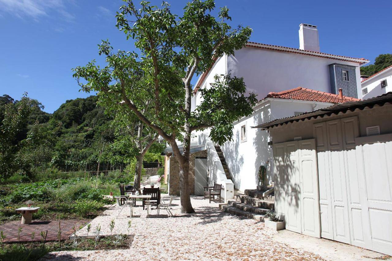 Apartamento inteiro, Ribeira dos marinheiros vermelho in Colares, Costa de Lisboa