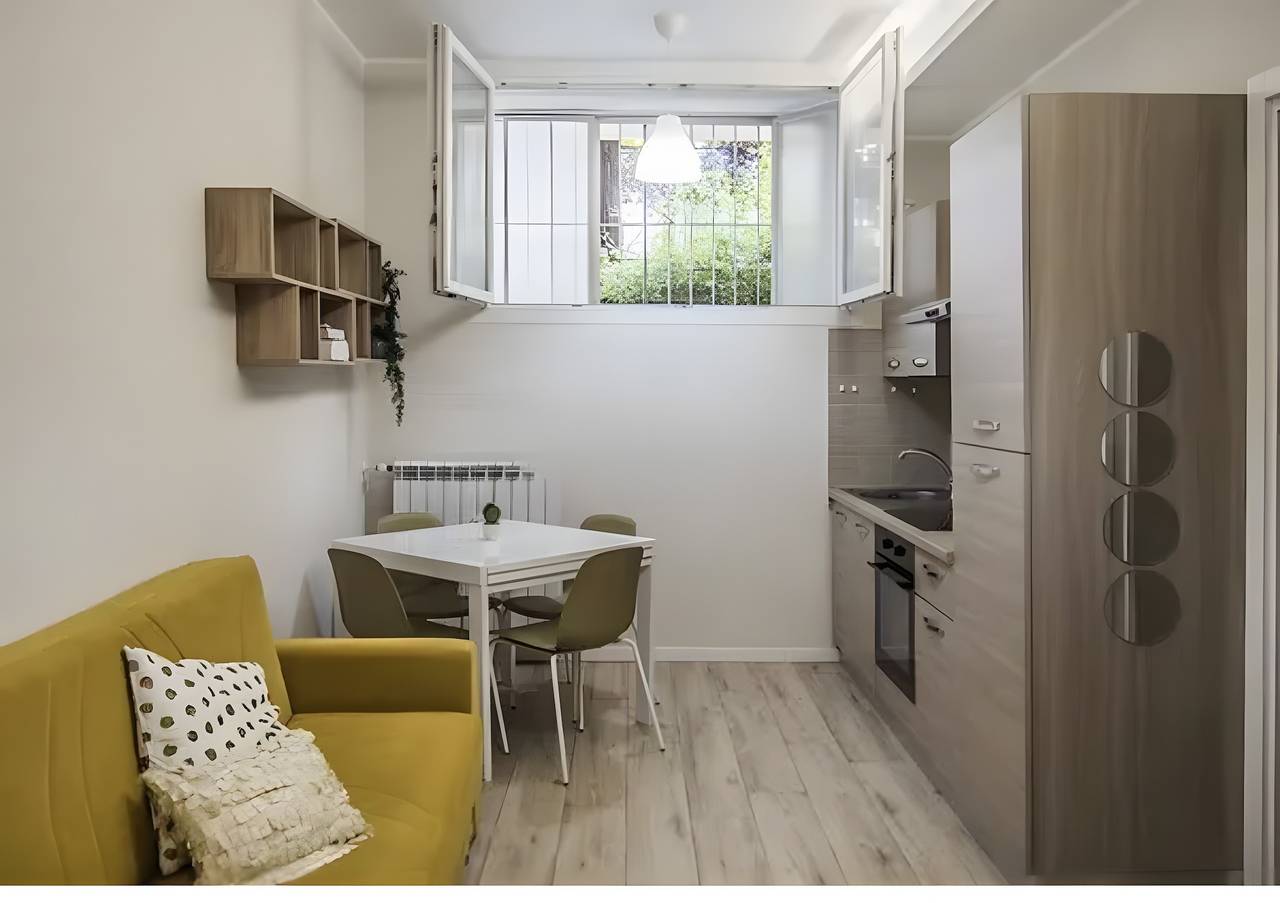 Entire apartment, Cozy Bande Nere Apartment in Milan, Milan Province