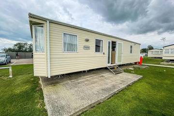 Bungalow for 6 People in St Osyth, Essex, Photo 3
