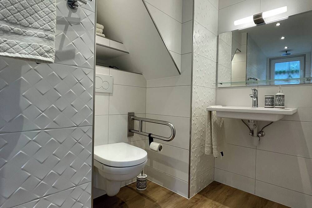 Ganze Wohnung, Barrierearmes, helles Apartment nahe Kurpark in Bad Sooden-Allendorf, Werratal