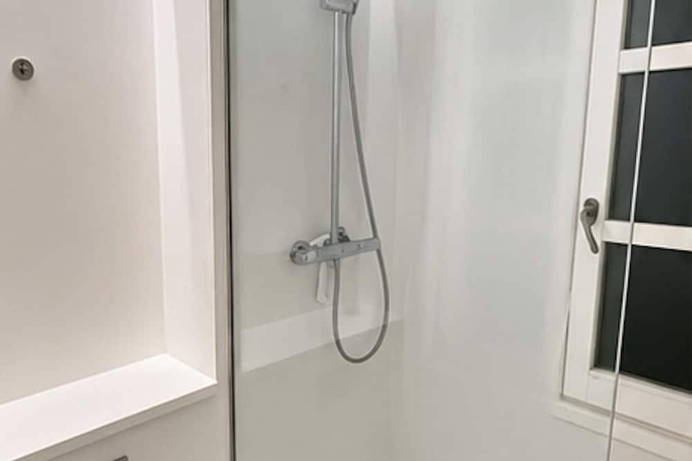 Apartamento entero, Designer Apartment with 7 Balconies in the Heart of Gothic Barcelona in Centro Barcelona, Barcelona