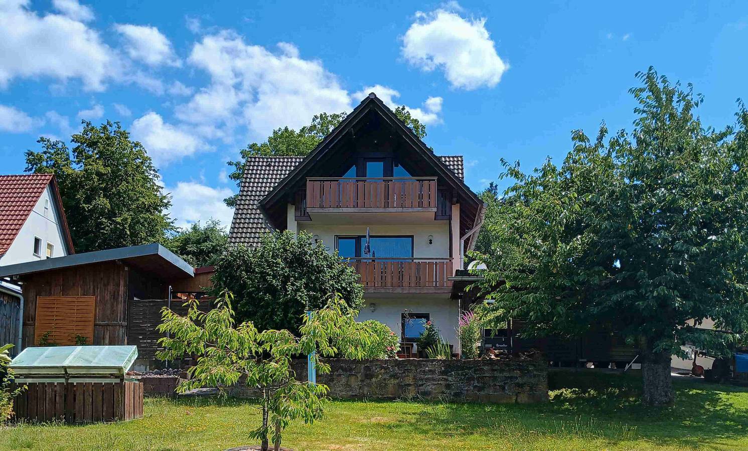 Ganze Wohnung, Ferienwohnung 'Am Radweg' mit Balkon und Wi-Fi in Zeitlofs, Rhön-Bayern