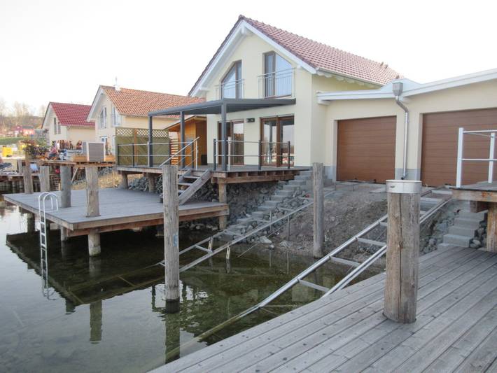 Casa de vacaciones para 5 personas, con vistas al lago además de terraza y jardín - 1