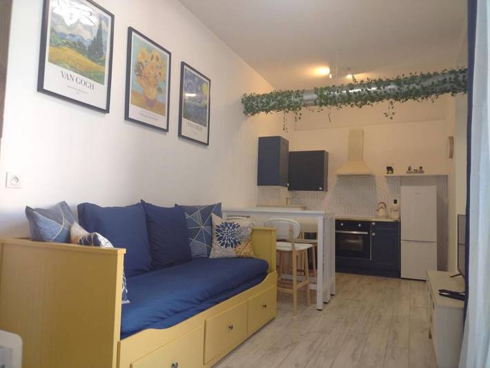 Gîte pour 4 personnes, avec vue et terrasse, animaux acceptés à Thiers - 3