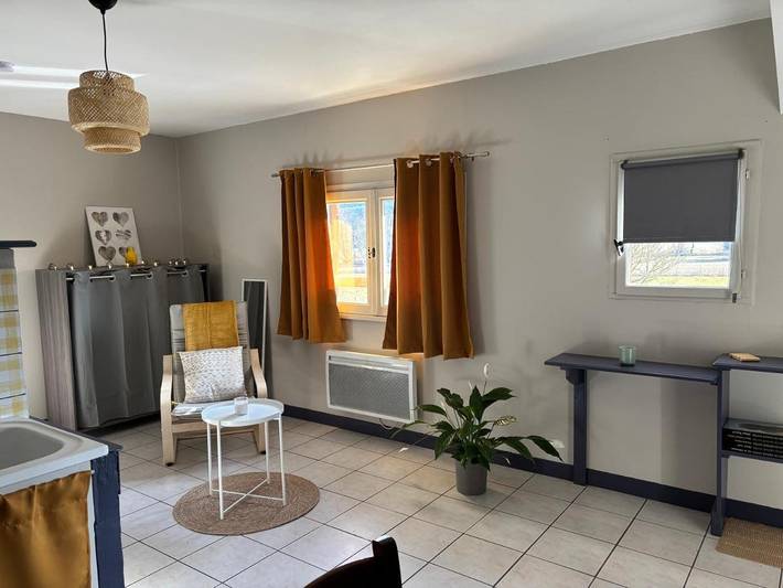 Gîte pour 2 personnes, avec terrasse ainsi que vue et jardin, animaux acceptés à Crolles - 3
