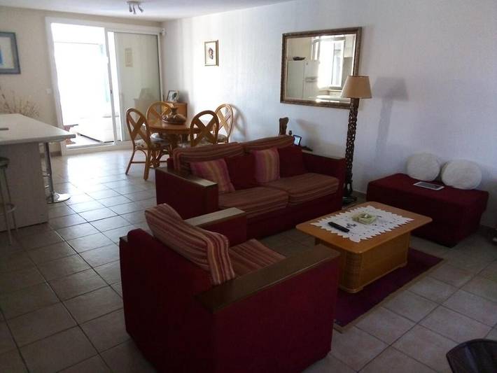 Location de vacances pour 6 personnes, avec terrasse et piscine à Aigues-Vives - 2