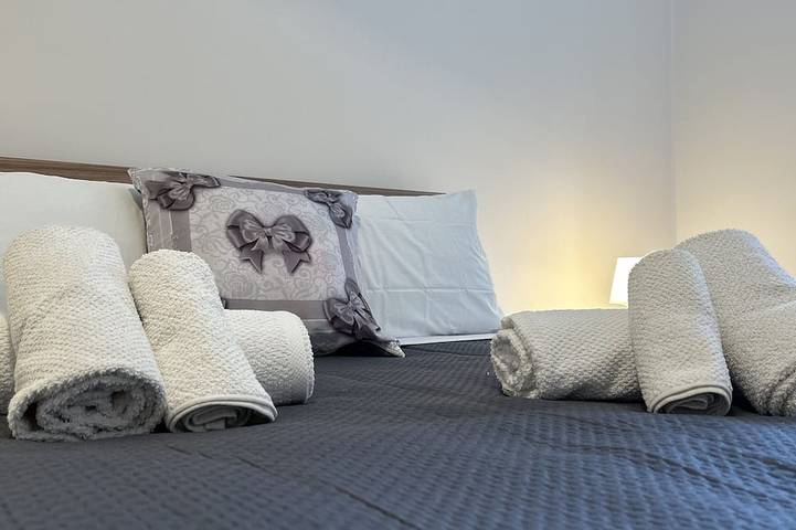 Appartement entier, Roma New Villa 3 Rooms With Garden & Parking in Rome, Province de Rome