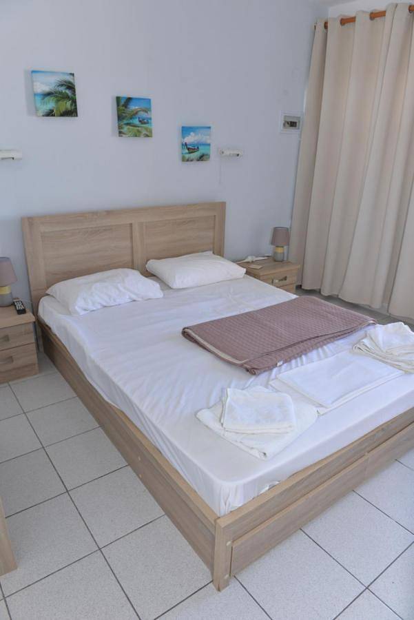 Hôtel pour 2 personnes, avec balcon et vue dans Adamas - 4