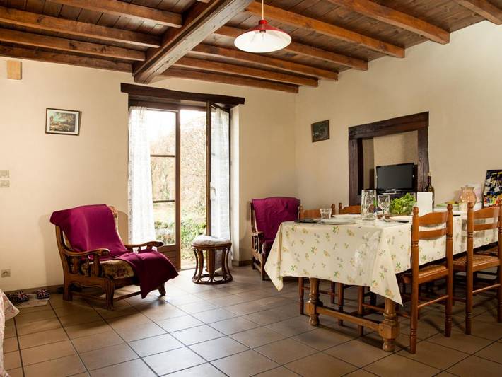 Gîte pour 4 personnes, avec jardin dans Montbrison - 4