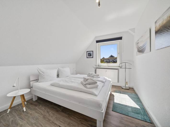 Ganze Ferienwohnung, Meeresrauschen - Gemütliche 2-Zimmer Ferienwohnung in strandnaher Lage für 2 Erwachsene plus Kleinkind bis 3 Jahren in Strand Hörnum, Hörnum