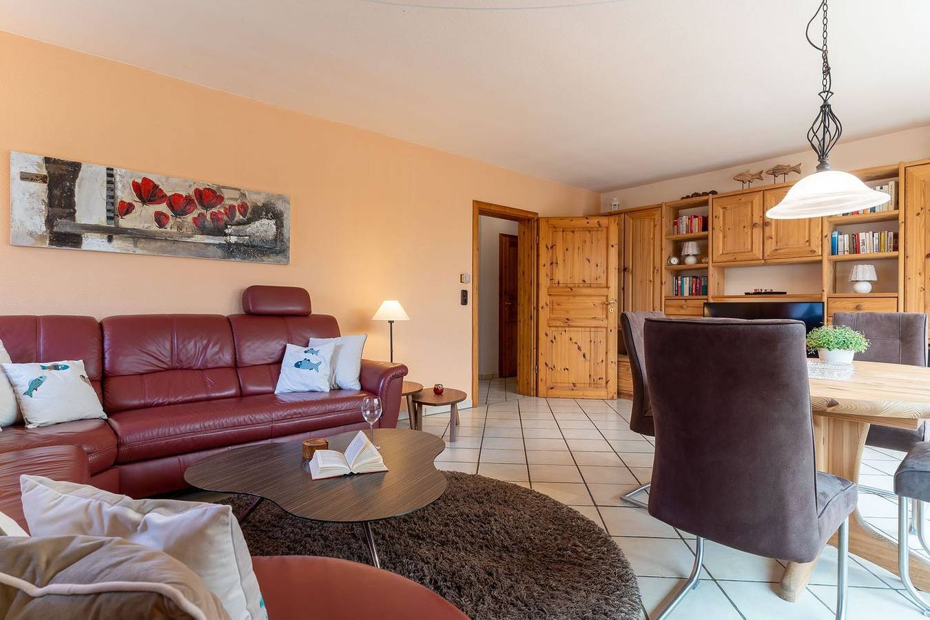 Ganze Wohnung, Gemütliche und große Erdgeschoßwohnung mit Wintergarten im Ortsteil Bad in St. Peter-Bad, St. Peter-Ording