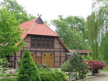 Gîte pour 6 personnes, avec terrasse à Lindwedel