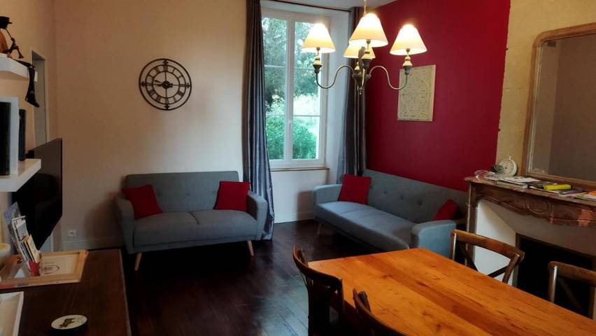 Location de vacances pour 6 personnes, avec jardin ainsi que piscine et terrasse, animaux acceptés à Vouneuil-sur-Vienne - 3