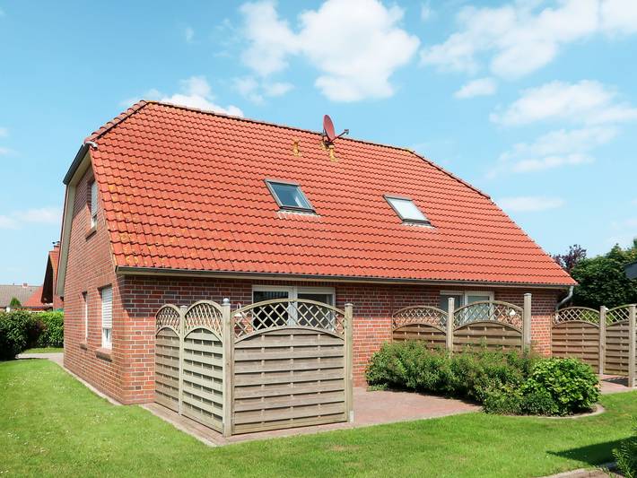 Ferienhaus für 8 Personen, mit Terrasse und Garten in Bunde