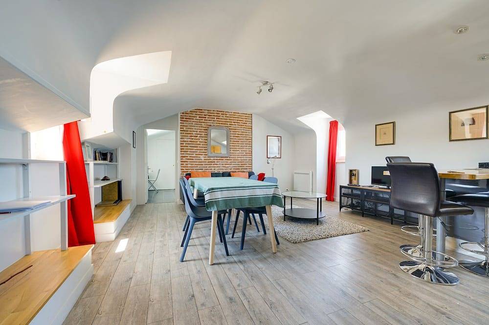 Entire apartment, The Heart of Amboise, three-room apartment, two bedrooms in the city center in Amboise, Tours region