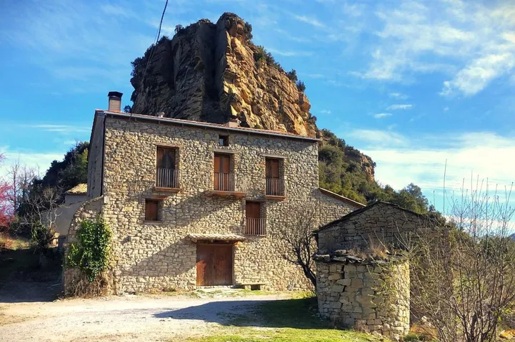Chalet para 15 personas, con balcón además de piscina y vistas - 1