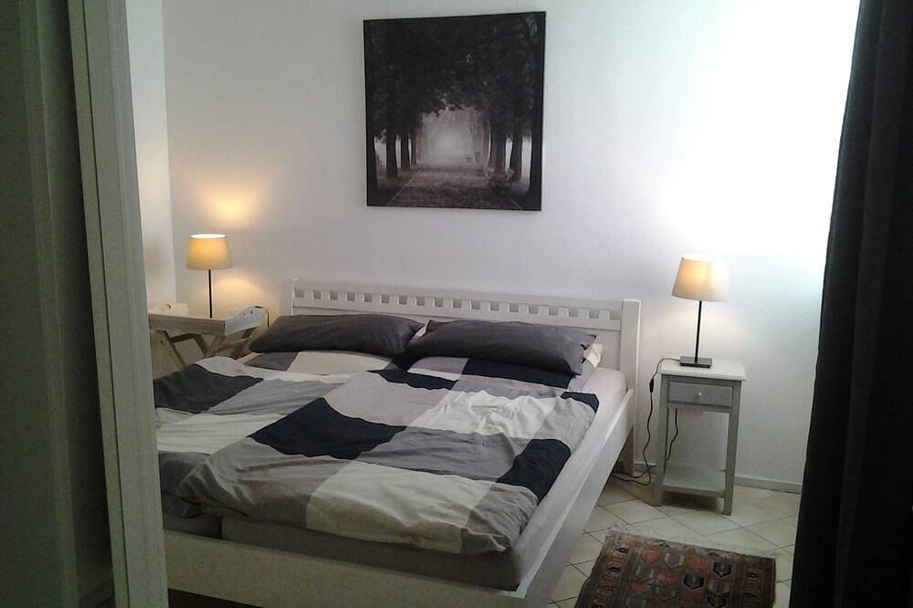 Ganze Wohnung, Top Ausgangslage zum Wandern.Hochwertige Ferienwohnung mit eigenem Außenbereich. in Sankt Martin, Südliche Weinstraße