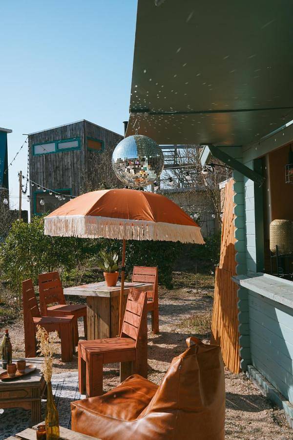Camping voor 2 personen, with terras and uitzicht as well as tuin in Zuid-Holland