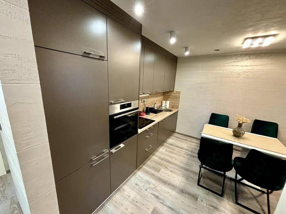 Entire apartment, Two-Bedroom Apartment in Ljubljana, Osrednjeslovenska