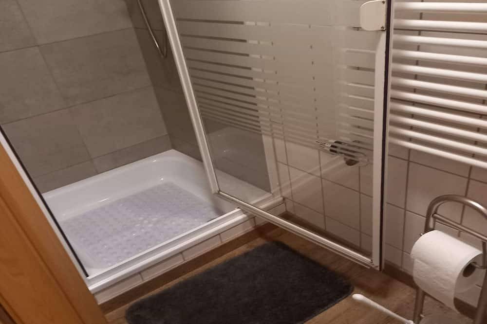 Ganze Wohnung, Wohnung in Stormbruch in der Nähe des Skigebietes in Diemelsee, die Mittelgebirge