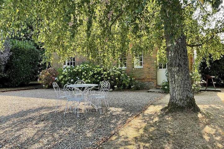 Location de vacances pour 5 personnes, avec jardin dans Bosc Roger Sur Buchy