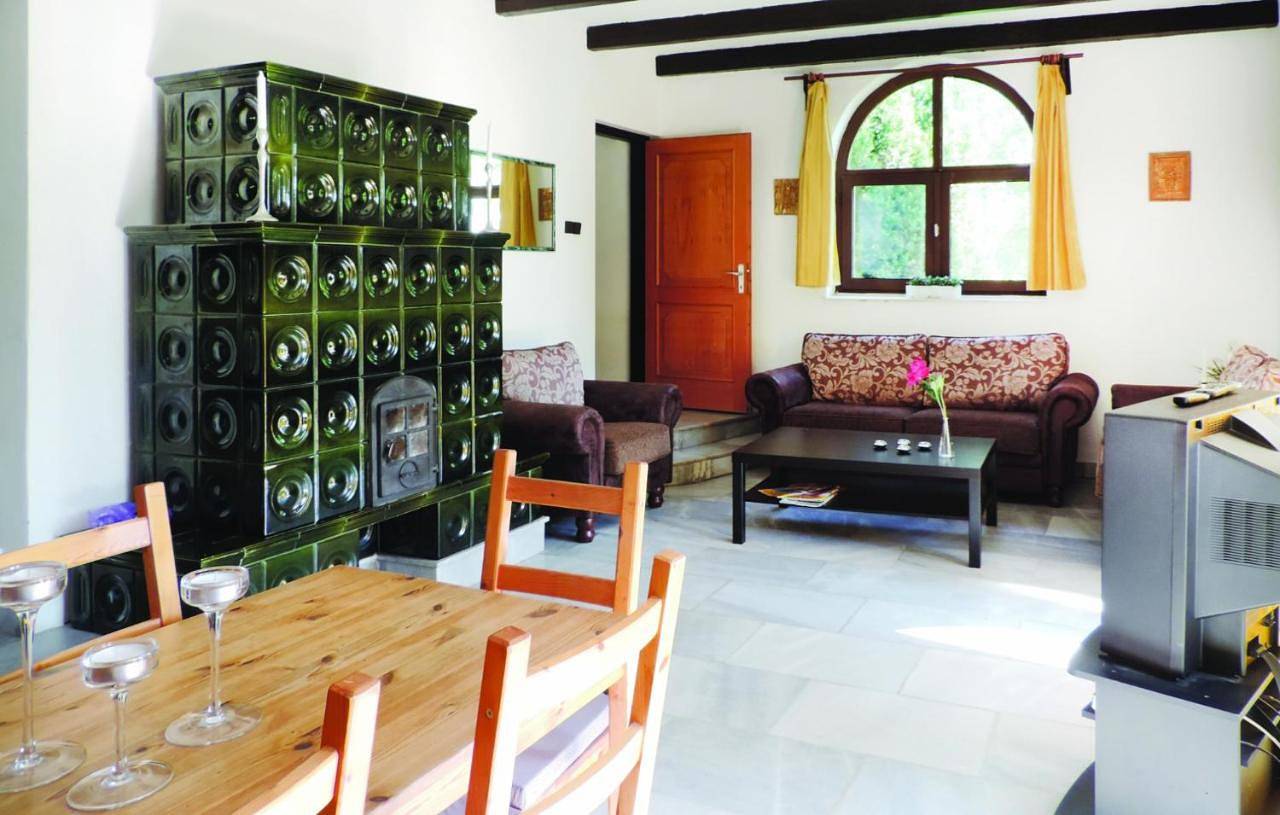 Five-Bedroom House in Siófok, Siófoki region