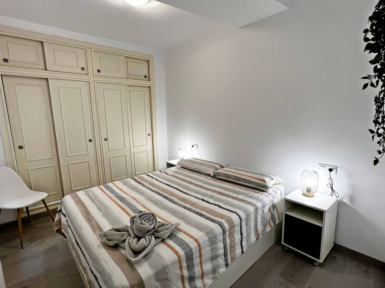 Apartamento entero, Apartamento 'Buena Vista' con balcón, Wi-Fi y aire acondicionado in Torrevieja Centro, Torrevieja