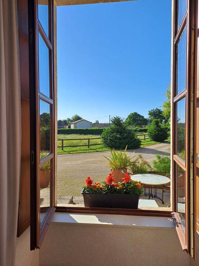 Hôtel pour 2 personnes, avec vue et jardin dans Moncoutant-sur-Sèvre - 4
