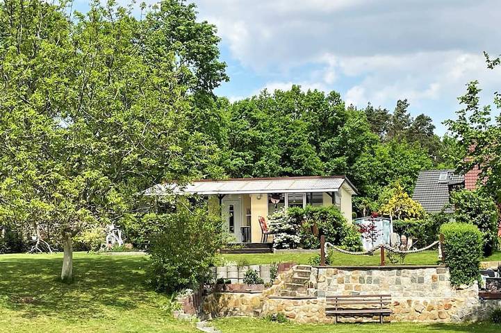 Bungalow für 2 Personen, mit Garten