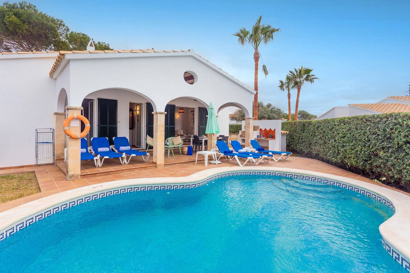 Chalet 'Villa El Pinar 1' with Pool, Garden & Wi-Fi in Cala Blanes, Ciutadella