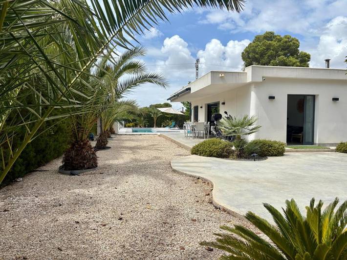 Casa para 8 personas, con terraza y piscina en Madrid