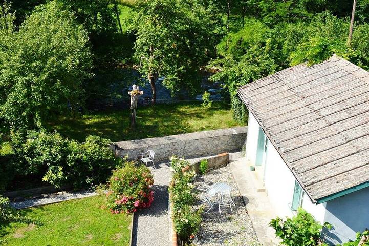 Gîte pour 5 personnes, avec jardin et jacuzzi